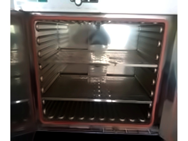 Oven Memmert